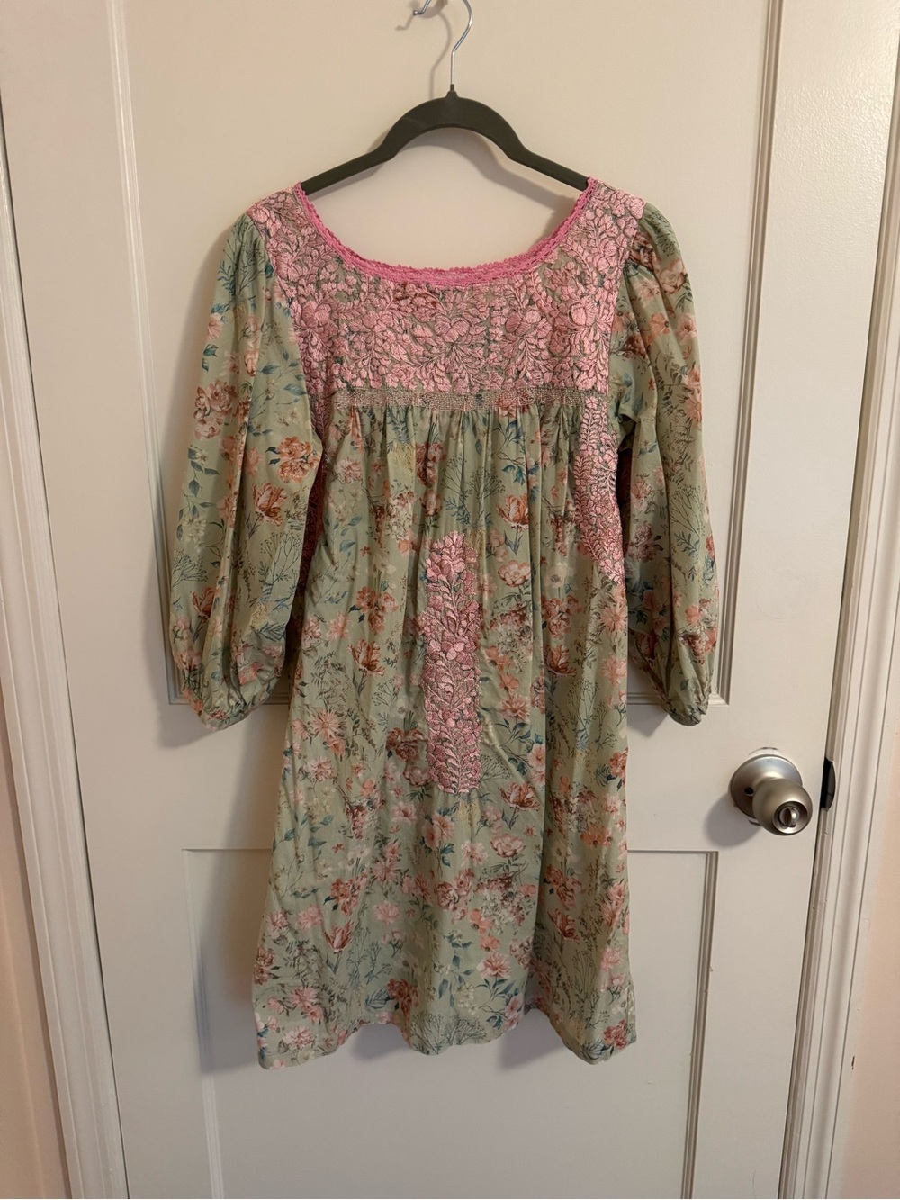 Mi Golondrina Floral Dress